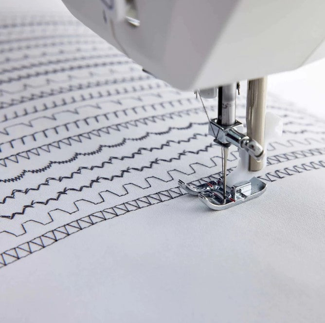 Husqvarna Viking Onyx 15 - Sewing Machine
