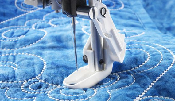 HUSQVARNA® VIKING® Sensor Q Presser Foot (8, 9)